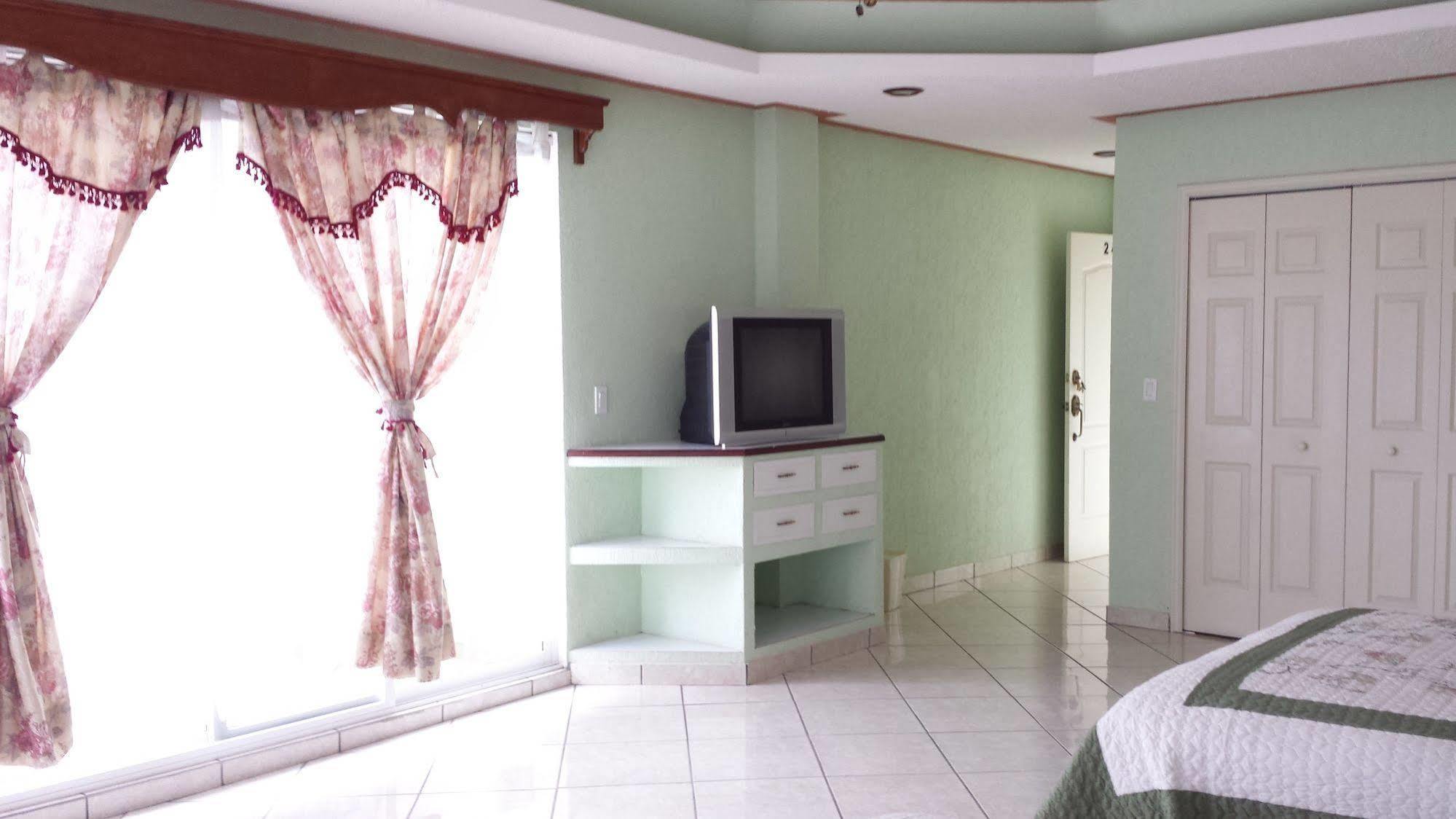 Hotel Esmeralda Rio Verde Luaran gambar